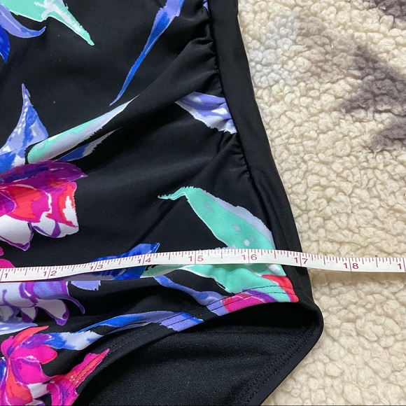 Bathing Suit Swim St John's Bay Tummy Control - Picture 3 of 9